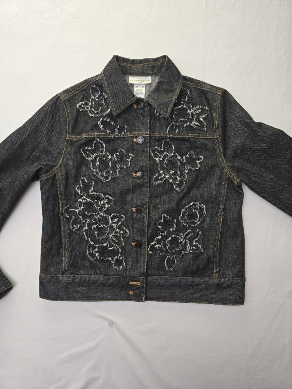 Jones New York Sport Petite Denim Jacket – Floral Embroidery – PP